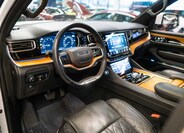 Jeep Grand Wagoneer 16