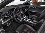 Audi SQ8 10
