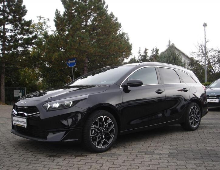 KIA Ceed 5