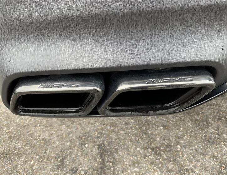 Mercedes-Benz GLE 9
