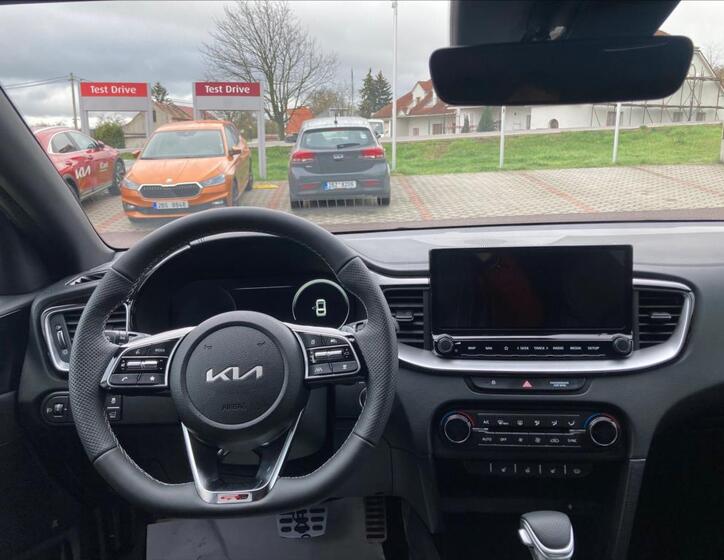 KIA ProCeed 7