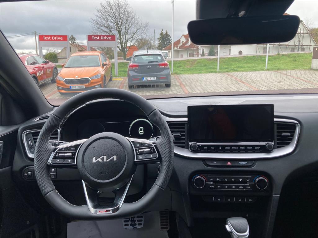 KIA ProCeed