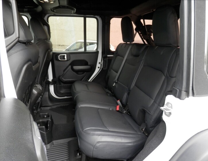 Jeep Wrangler 17