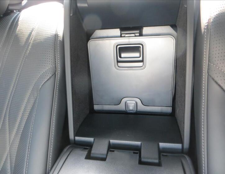 Mercedes-Benz Třídy S 37