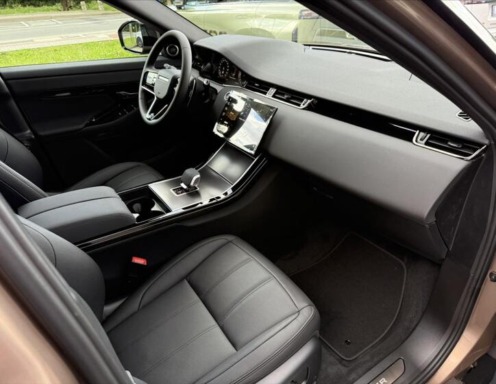 Land Rover Range Rover Evoque 16