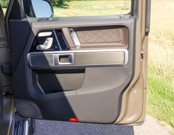 Mercedes-Benz Třídy G 14