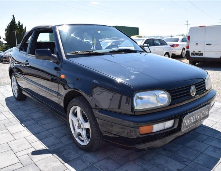 Volkswagen Golf 15