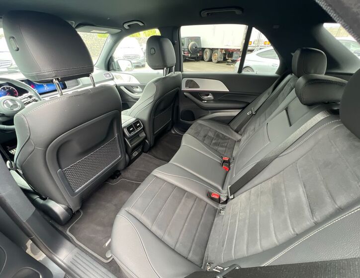 Mercedes-Benz GLE 28