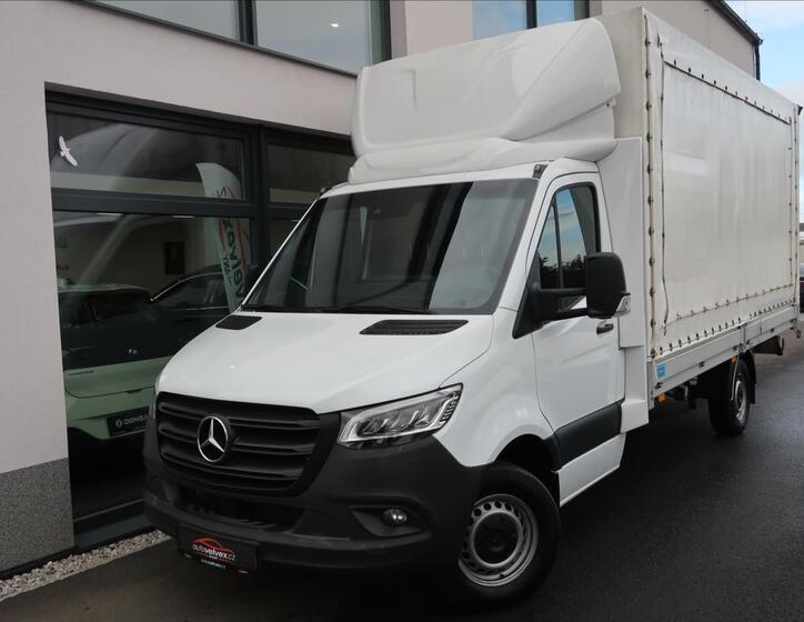 Mercedes-Benz Sprinter 1