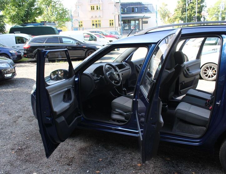 Škoda Roomster 7