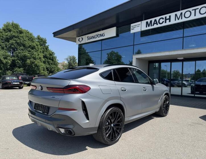 BMW X6 11