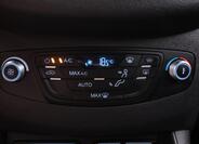 Ford Tourneo Courier 22
