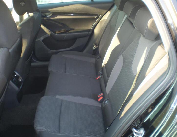 Škoda Octavia 13