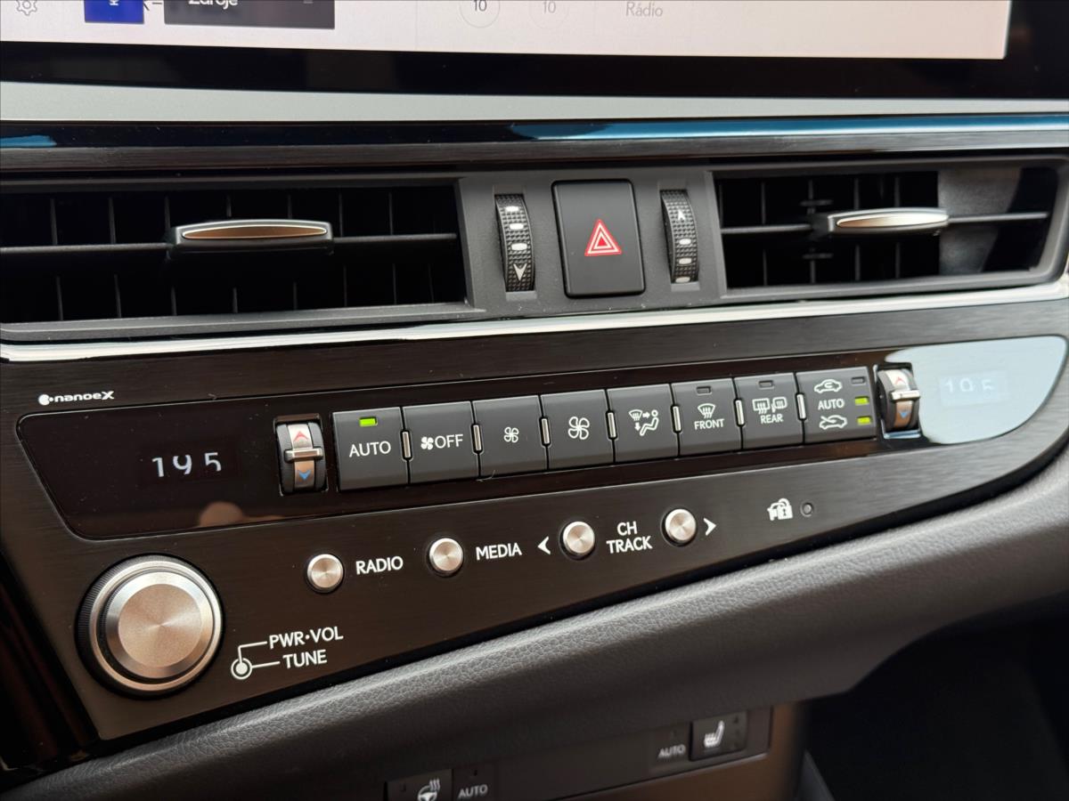 Lexus ES 300h