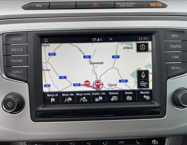 Volkswagen Passat 17