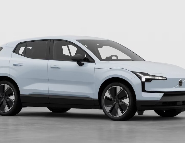 Volvo EX30 4