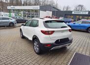 KIA Stonic 6