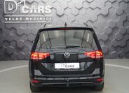Volkswagen Touran 4