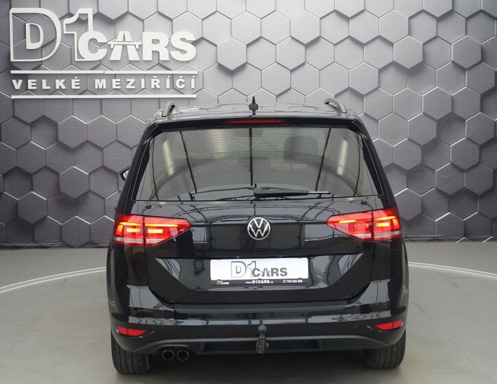 Volkswagen Touran 4