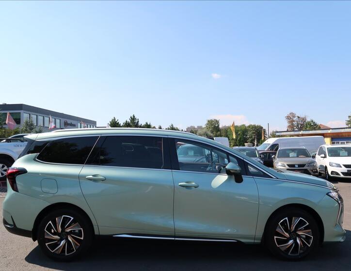 Dongfeng U-Tour 5