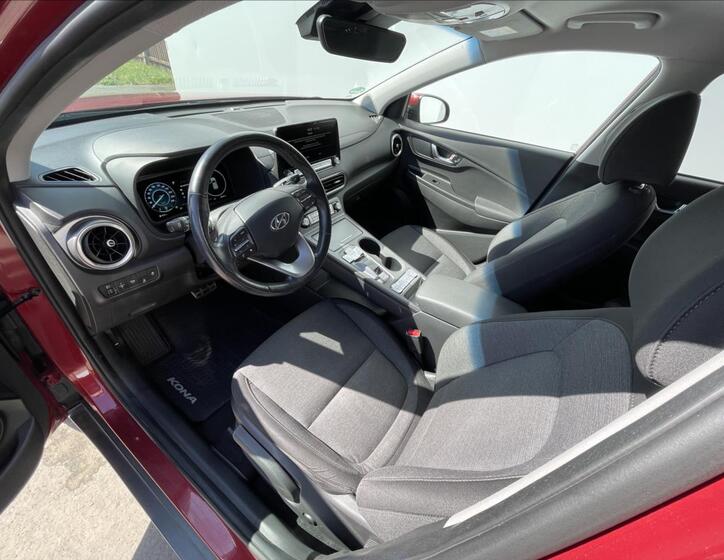 Hyundai Kona 5