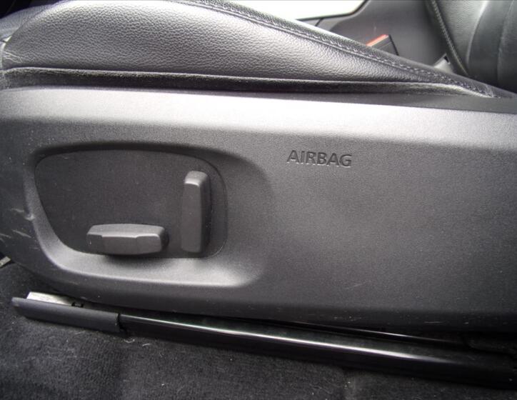 Land Rover Range Rover Evoque 24