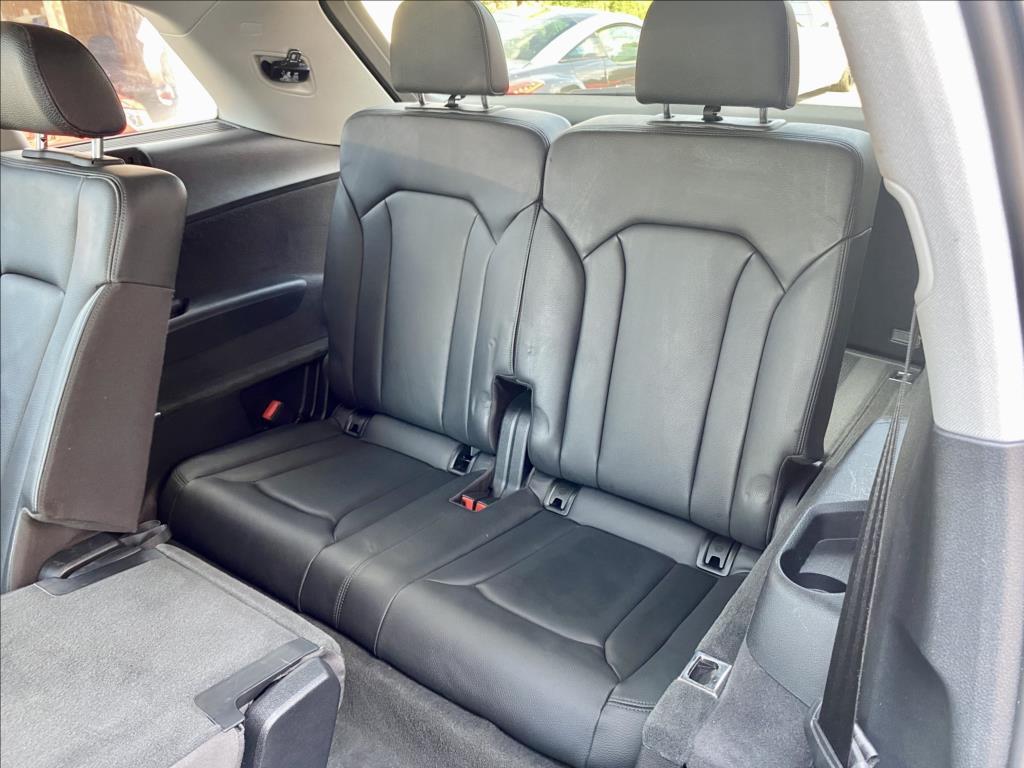 Audi Q7 15