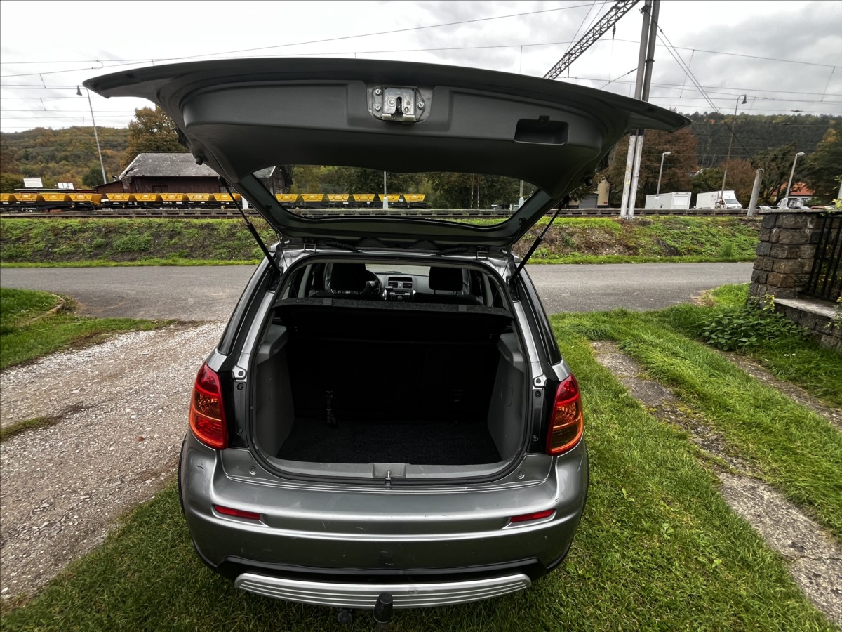 Suzuki SX4