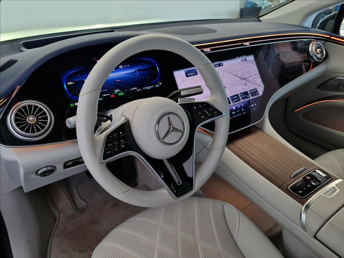 Mercedes-Benz EQS