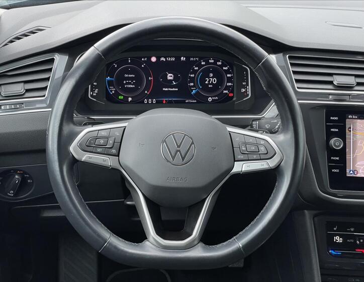 Volkswagen Tiguan Allspace 8