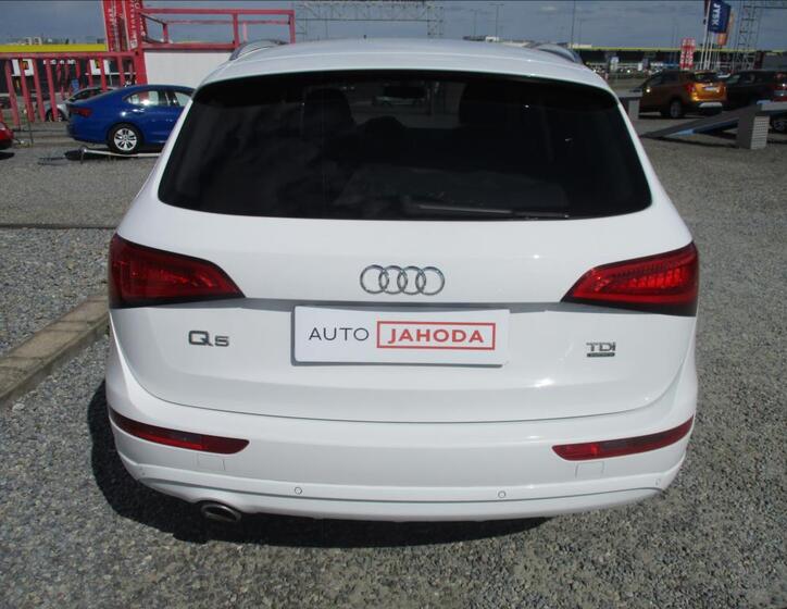 Audi Q5 6