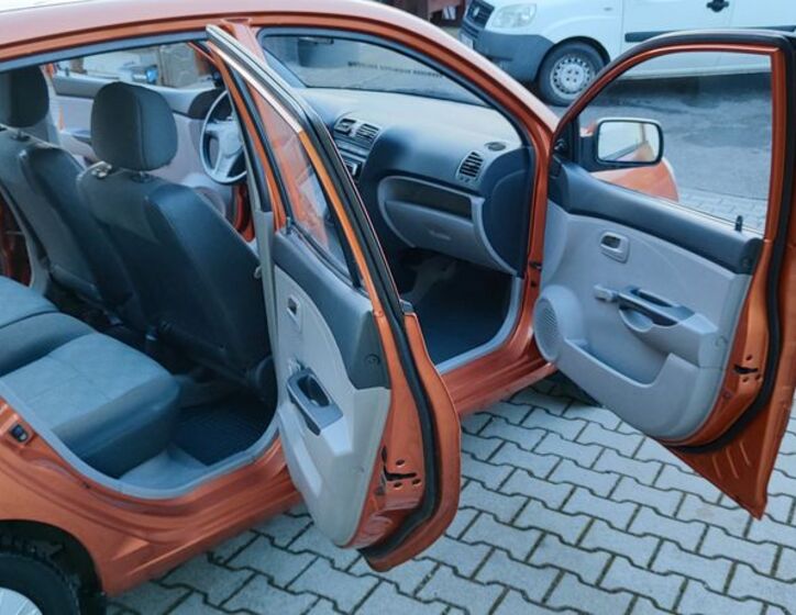 KIA Picanto 10