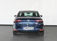 Mazda 3 4