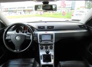 Volkswagen Passat 9