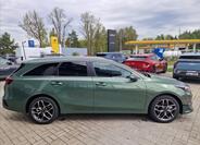 KIA Ceed 4