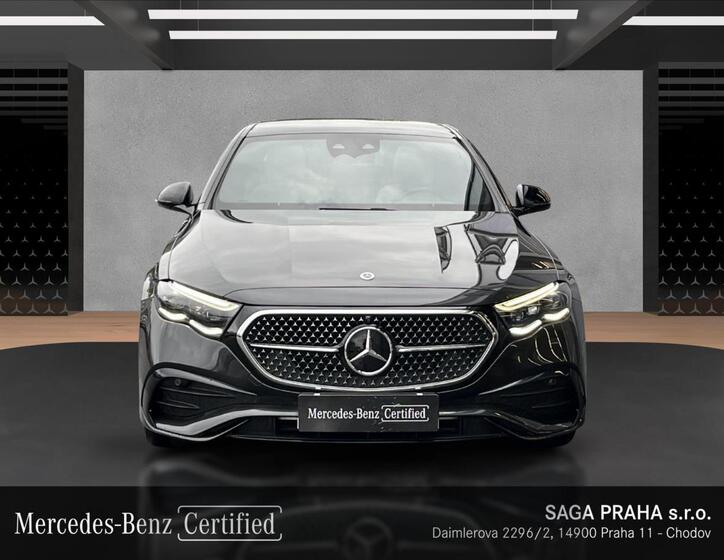 Mercedes-Benz Třídy E 8