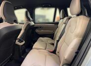Volvo XC90 11