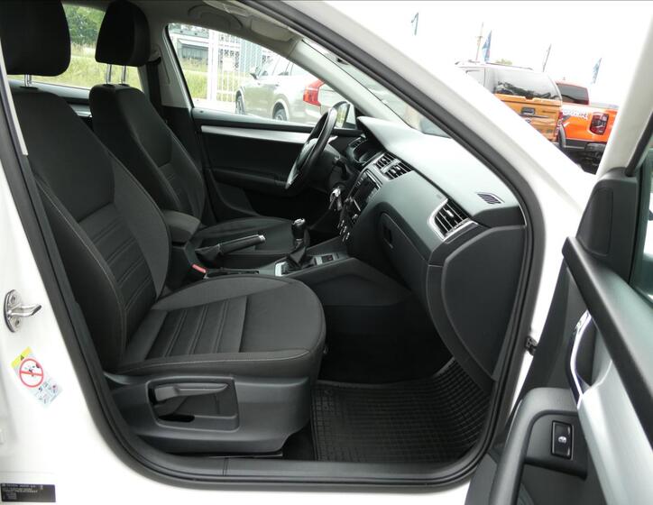 Škoda Octavia 21