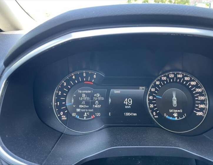 Ford S-MAX 9