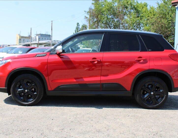 Suzuki Vitara 8