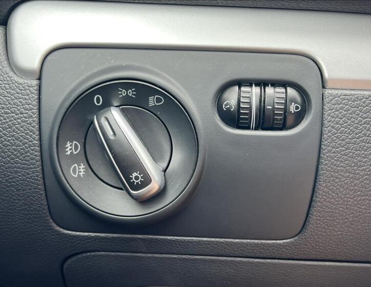 Volkswagen Golf 27
