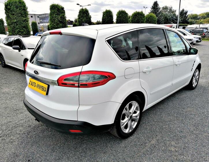 Ford S-MAX 4