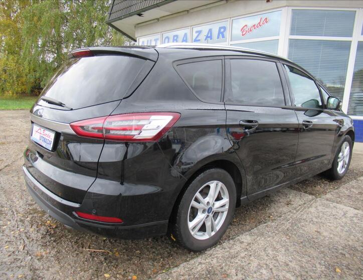 Ford S-MAX 4