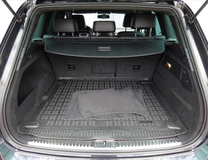 Volkswagen Touareg 18