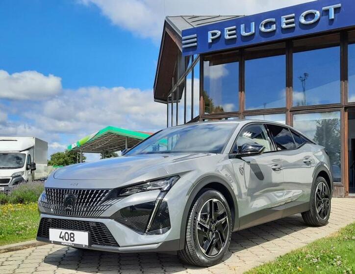 Peugeot 408 1