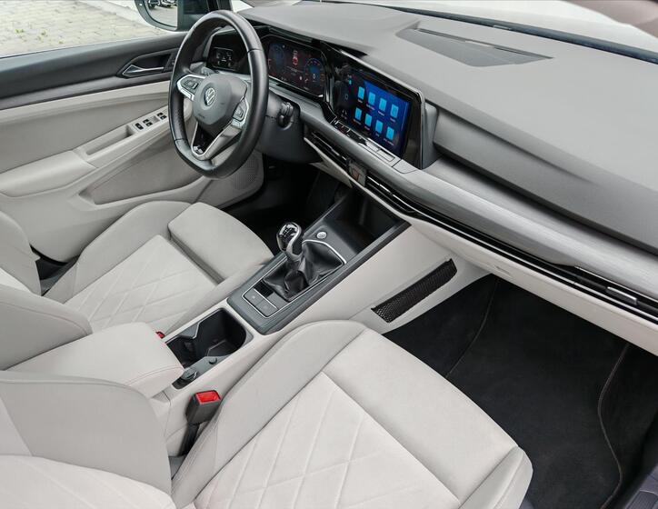Volkswagen Golf 13