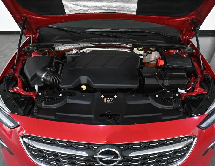 Opel Insignia 5
