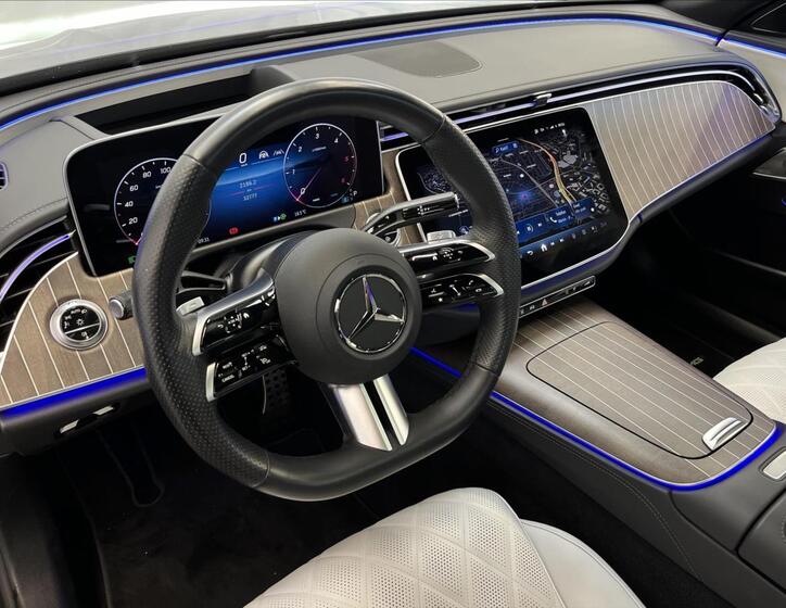 Mercedes-Benz Třídy E 9