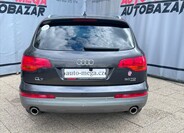 Audi Q7 7