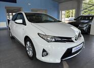 Toyota Auris 1